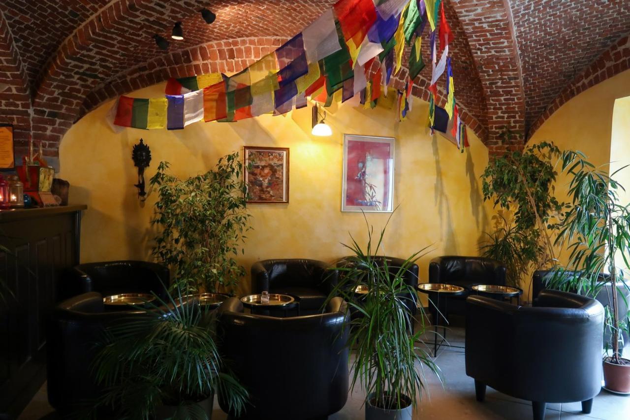 Dharma City Florennes Exterior foto